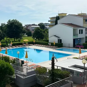 Villaggio Luna Swimmingpool- Agenzia Cocal Appartamento Caorle